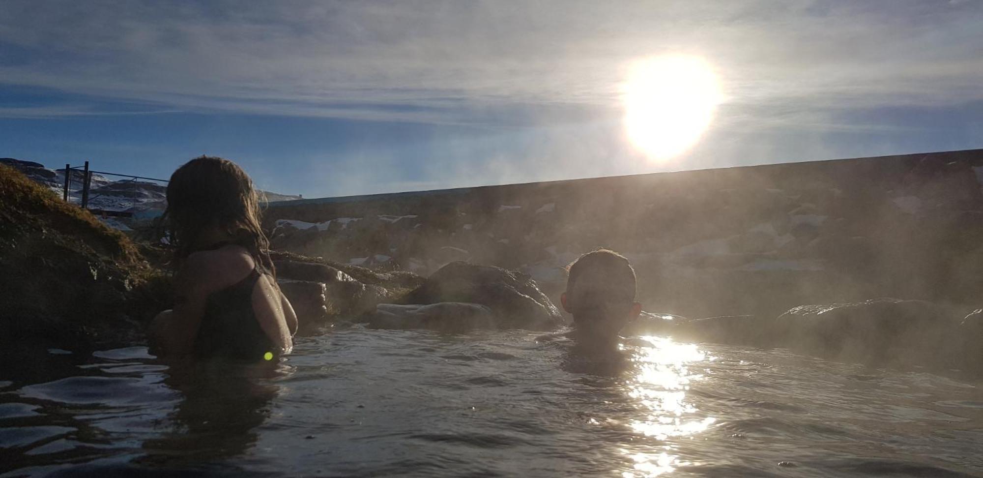 Hotel Laugarholl With Natural Hot Spring Holmavik Bagian luar foto