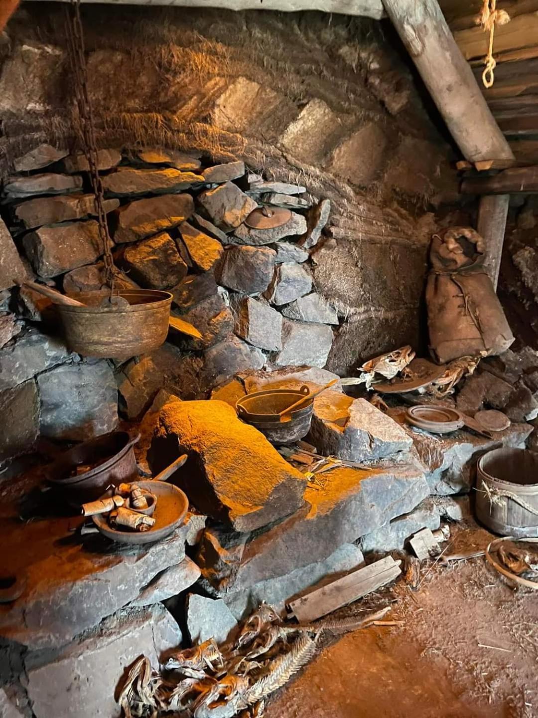 Hotel Laugarholl With Natural Hot Spring Holmavik Bagian luar foto