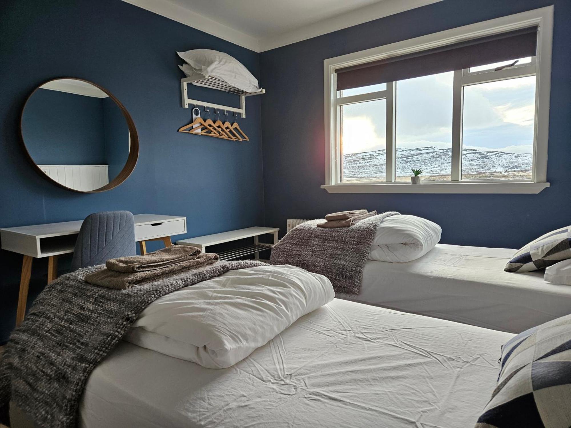 Hotel Laugarholl With Natural Hot Spring Holmavik Bagian luar foto