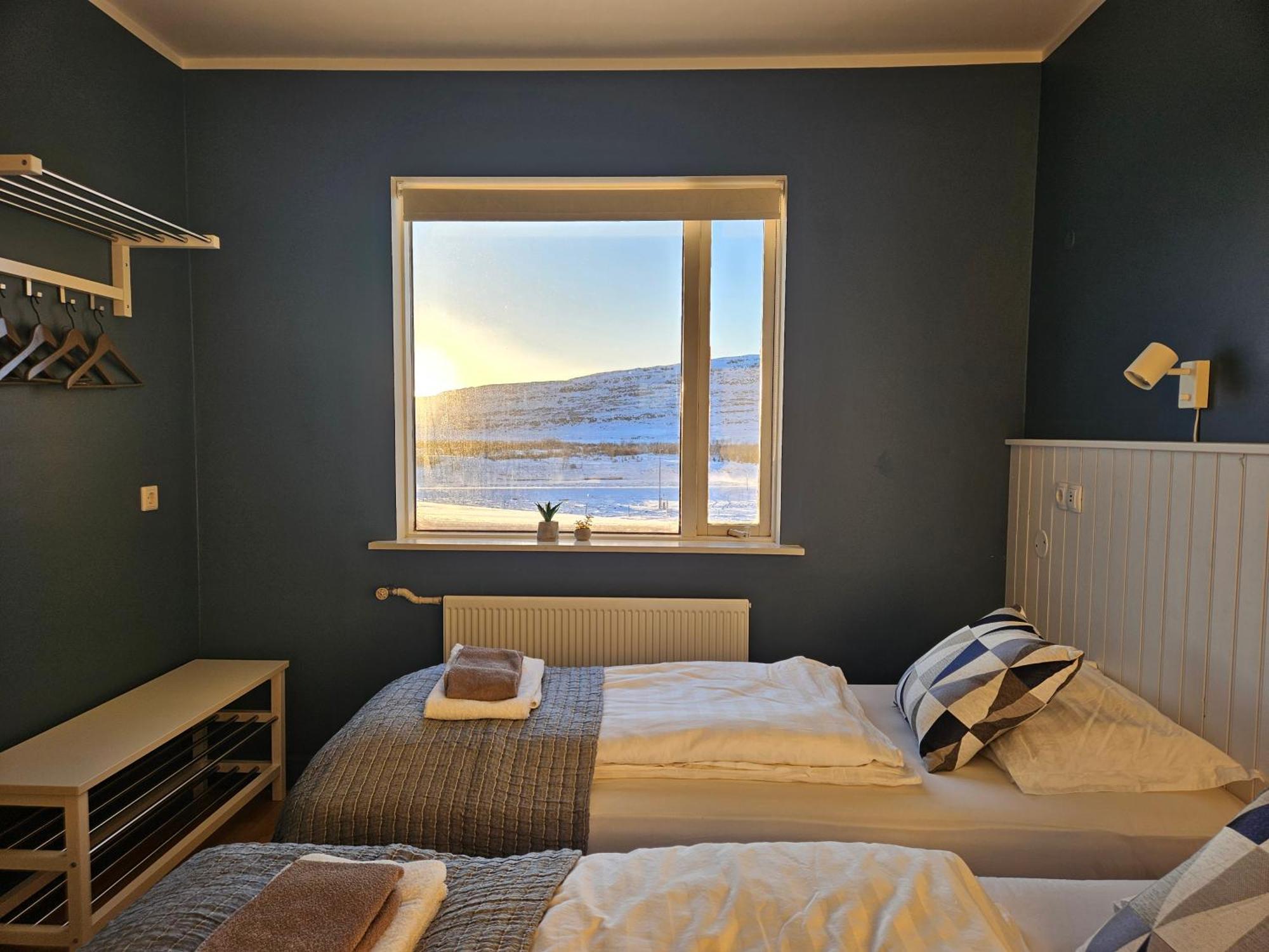 Hotel Laugarholl With Natural Hot Spring Holmavik Bagian luar foto