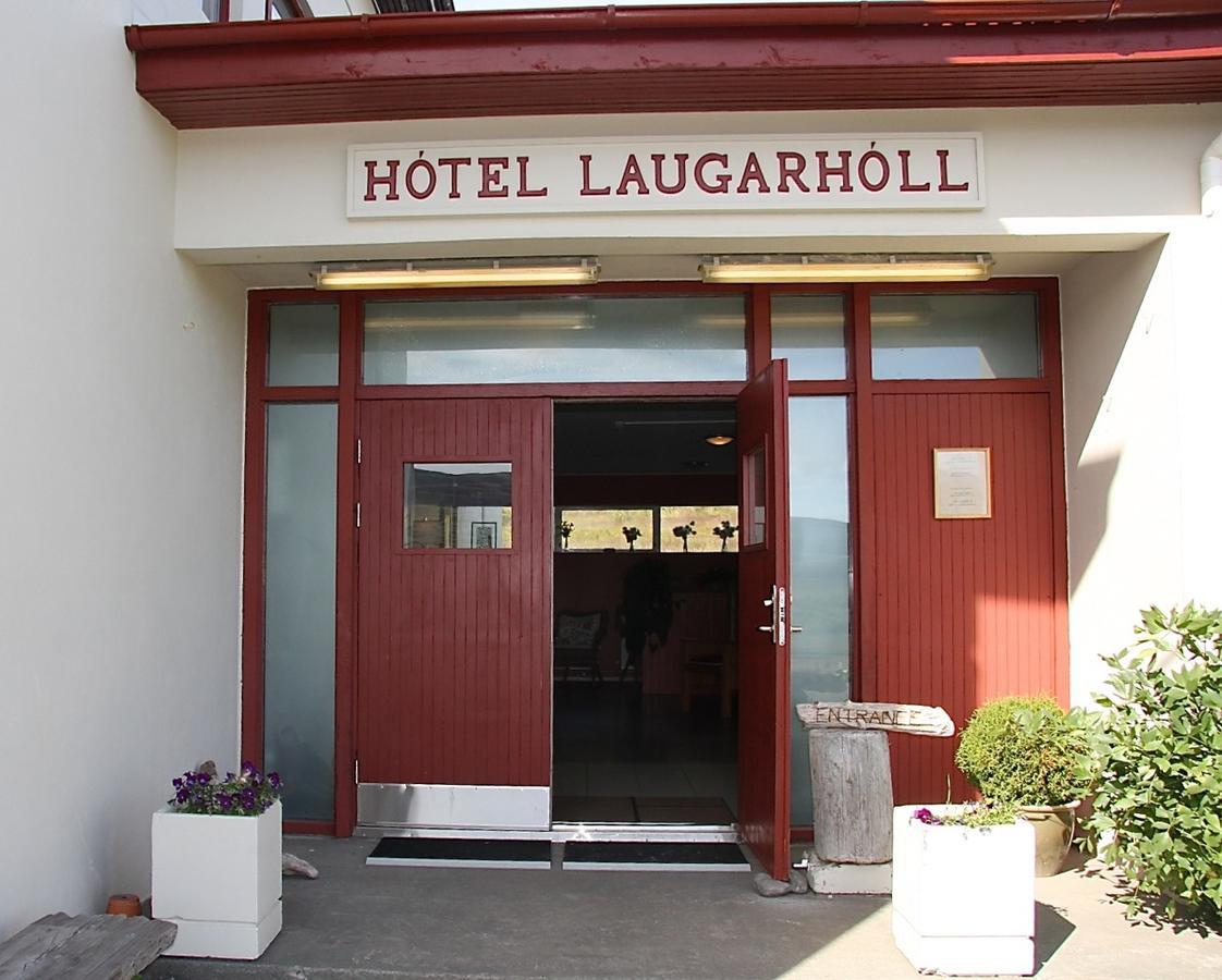 Hotel Laugarholl With Natural Hot Spring Holmavik Bagian luar foto